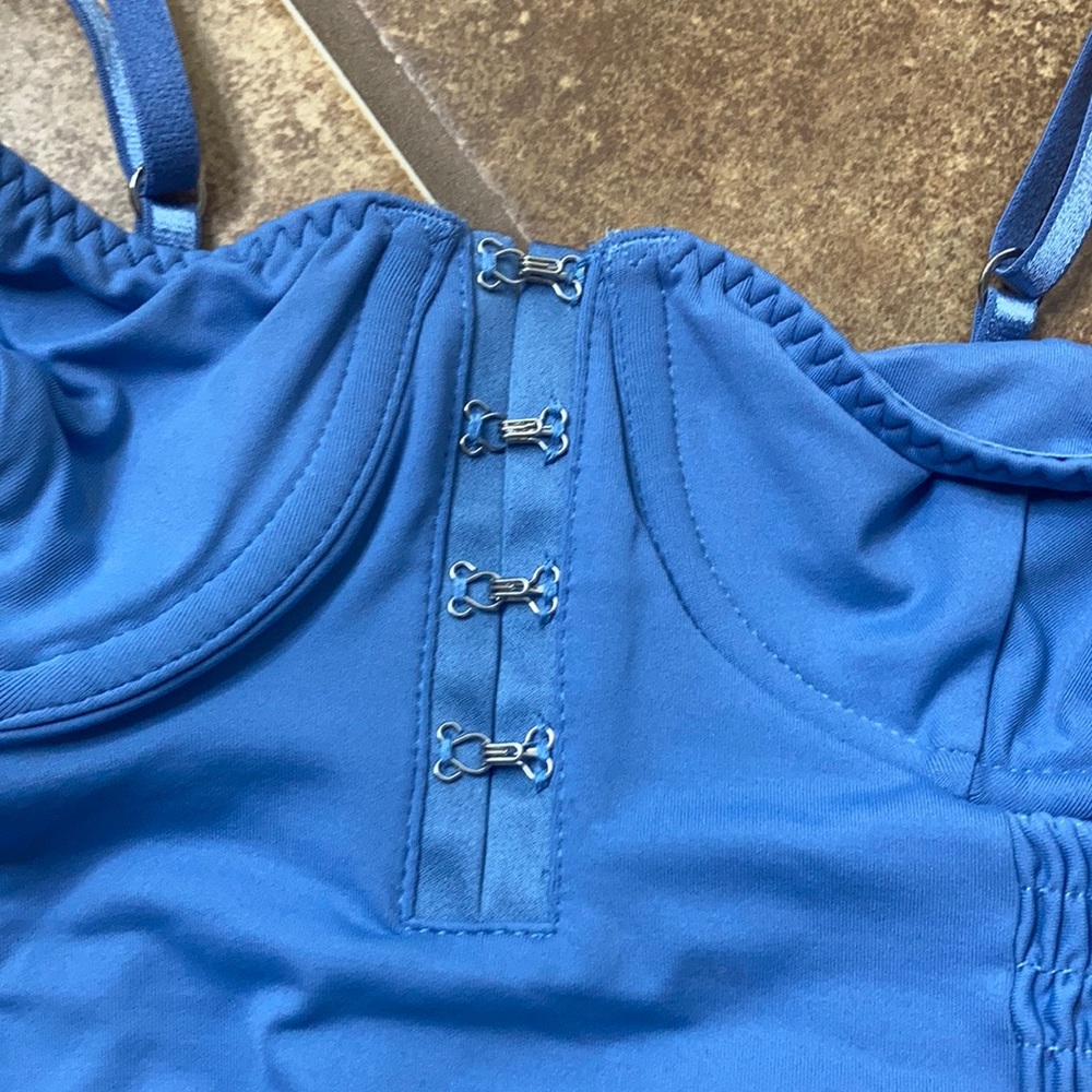 VS bodysuit - Picture 4 of 8